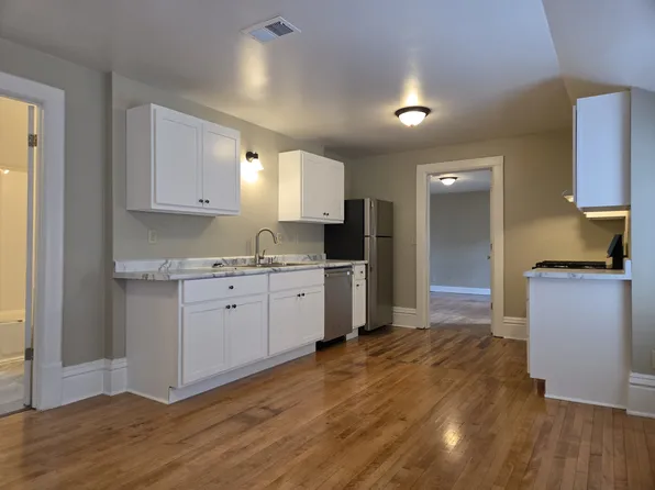 814 E Lincoln Ave #A, Milwaukee, WI 53207