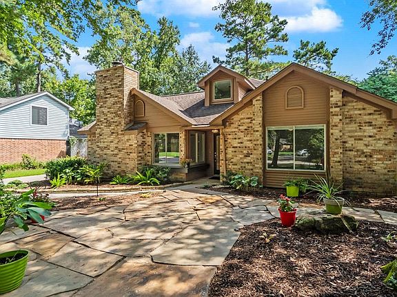 A closer look reveals plenty of room for a table and chairs or a park bench.