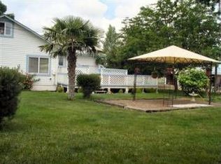 3715 Corey Rd, Central Point, OR 97502