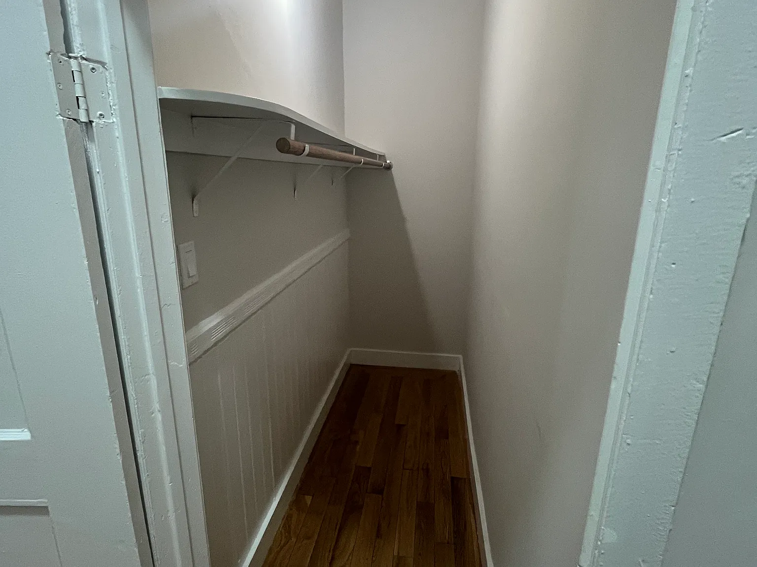 1 bed, 864 sqft, $3,350 — Photo 2