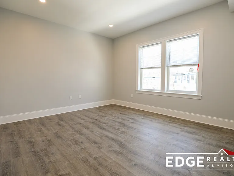 120 Kenrick St #5A — Photo 10