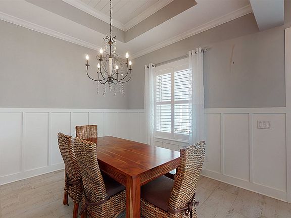 5th image of 321 Old Plantation Dr