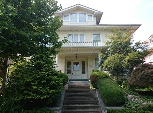 1127 17th Ave E, Seattle, WA 98112