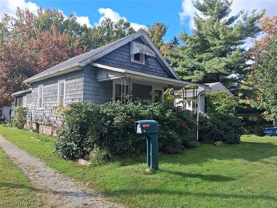 1st image of 315 E Walnut St