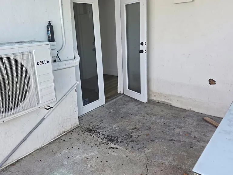 2137 NW 1st Ave — Photo 11