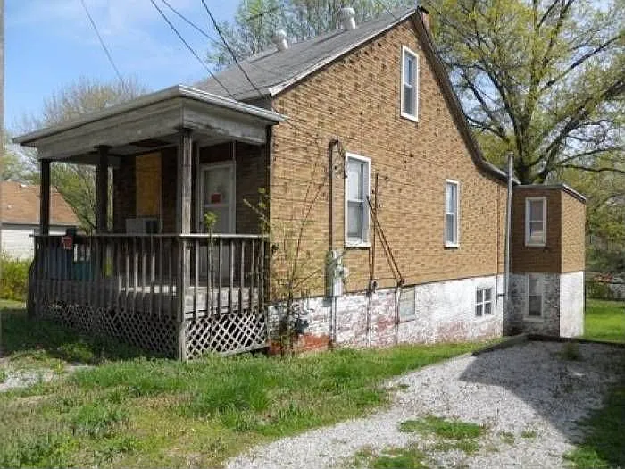 612 E Grant St photo 1