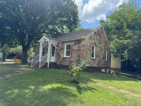 888 W 2nd St, Lebanon, MO 65536