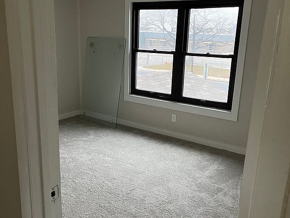 5th image of 3047 REFORMA DR