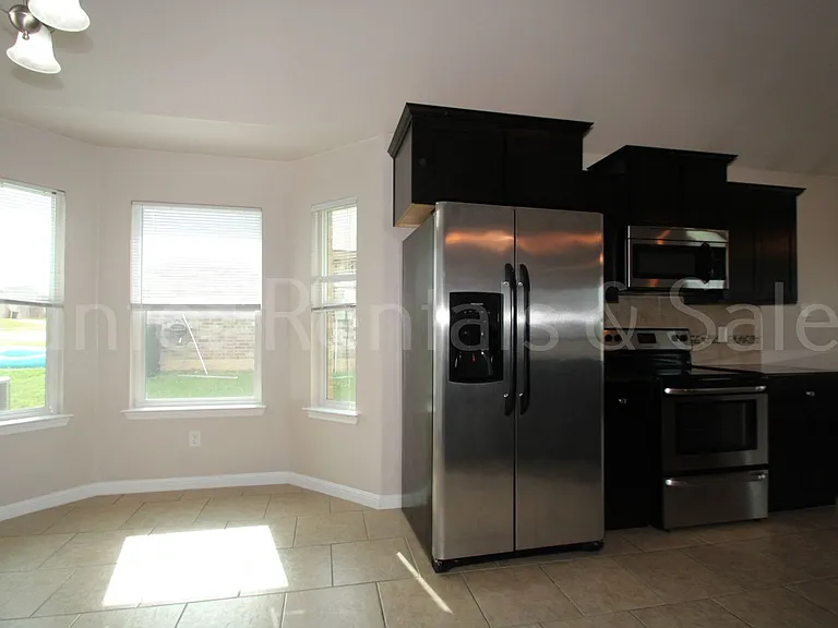 2704 Uvero Alto Dr — Photo 9