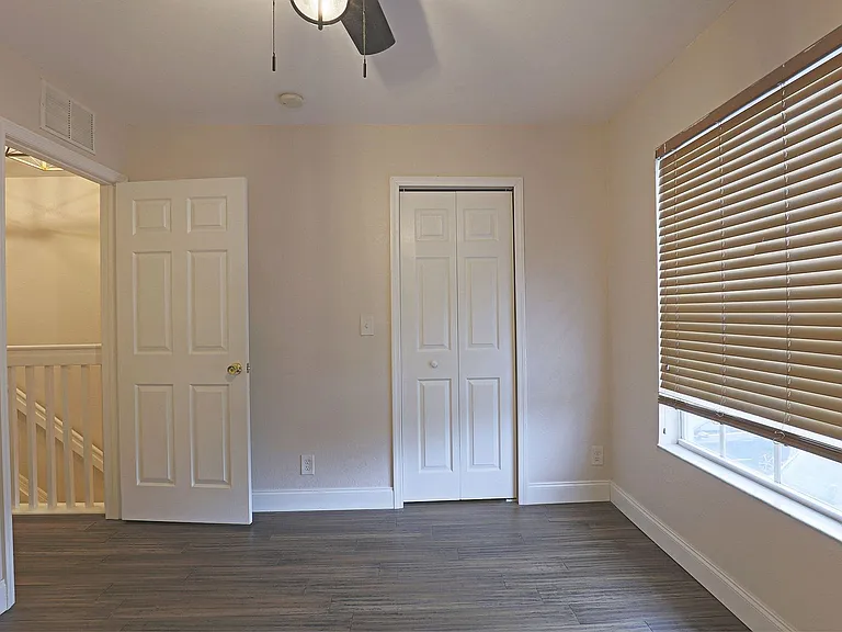 8291 Pacific Beach Dr — Photo 16
