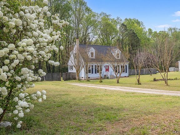 5th image of 15346 Mount Holly Creek Ln
