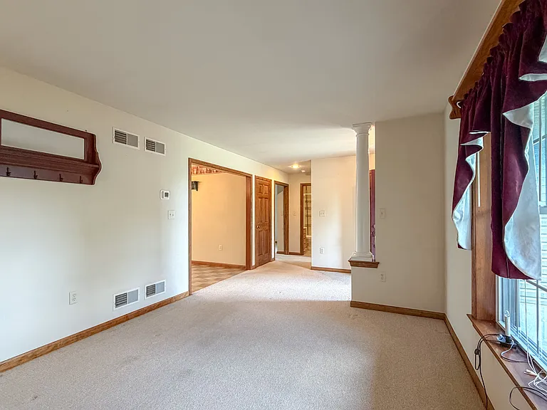 1387 Sheep Hill Rd — Photo 7