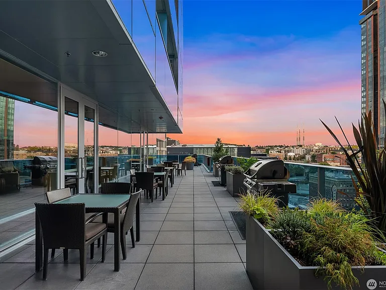 737 Olive Way #2600 — Photo 34