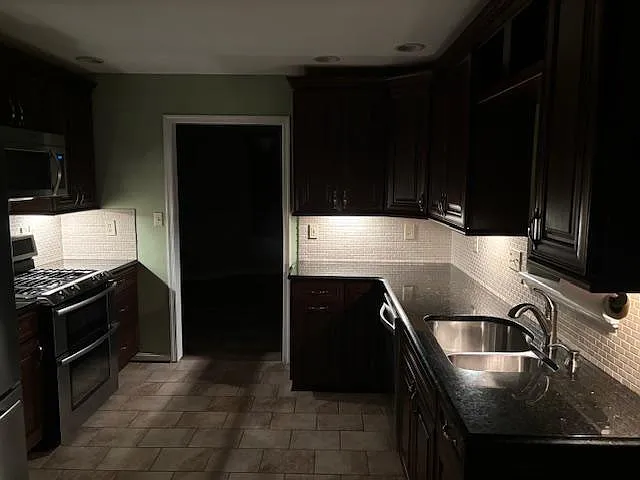 11920 Gardenia Dr — Photo 21