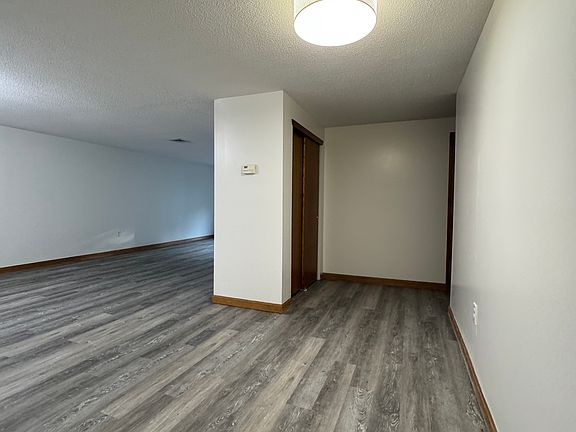 5th image of 118 Bluestone Dr #A