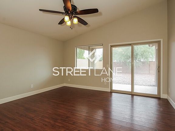 3rd image of 15303 W Hope Dr