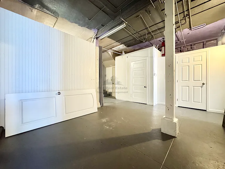 2422 Balboa St — Photo 13