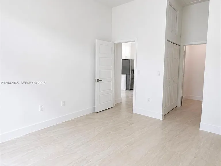 6780 NW 186th Ter — Photo 10