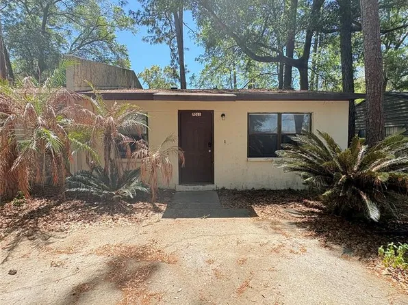 7011 SW 17th Pl, Gainesville, FL 32607