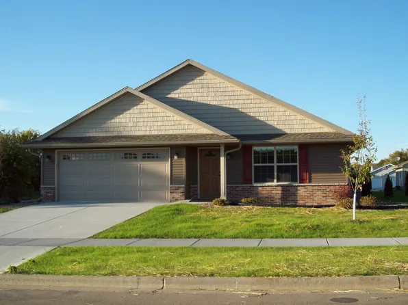 4011 Huntington Ave #2, Janesville, WI 53546