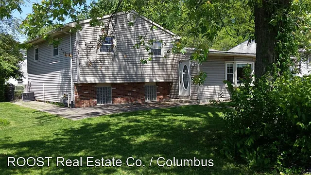 3481 Hoover Rd photo 1