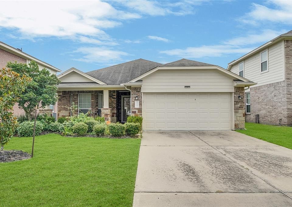 1st image of 21311 Clover Crest Dr