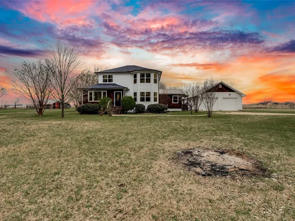 441 Compton Ln, Waxahachie, TX 75167