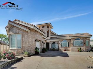 1342 Pelican Bay Pl, Lincoln, NE 68528