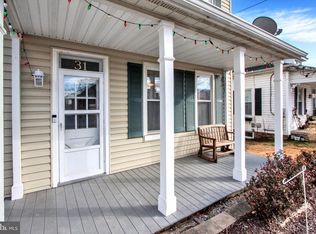 31 S Main St, Stewartstown, PA 17363