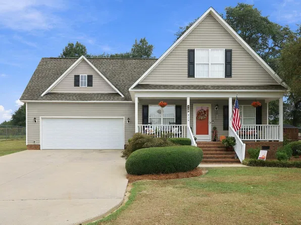 214 Fred McLeod Ln, Coats, NC 27521