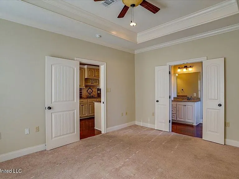 852 Willow Grande Cir — Photo 33