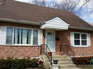 628 Keep Ave, Elgin, IL 60120