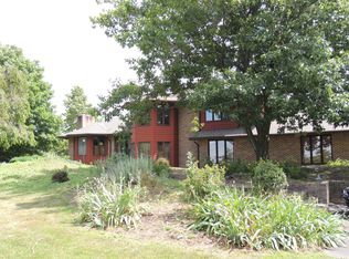 24 Dell Ln, Bernville, PA 19506