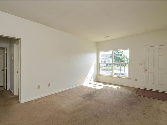 2nd image of 243 Huntington Ln