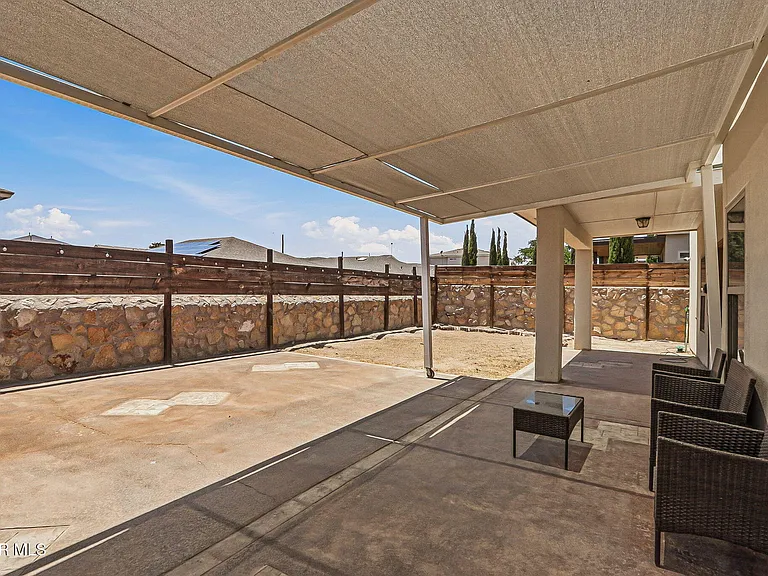 12580 Arrow Weed Dr — Photo 32