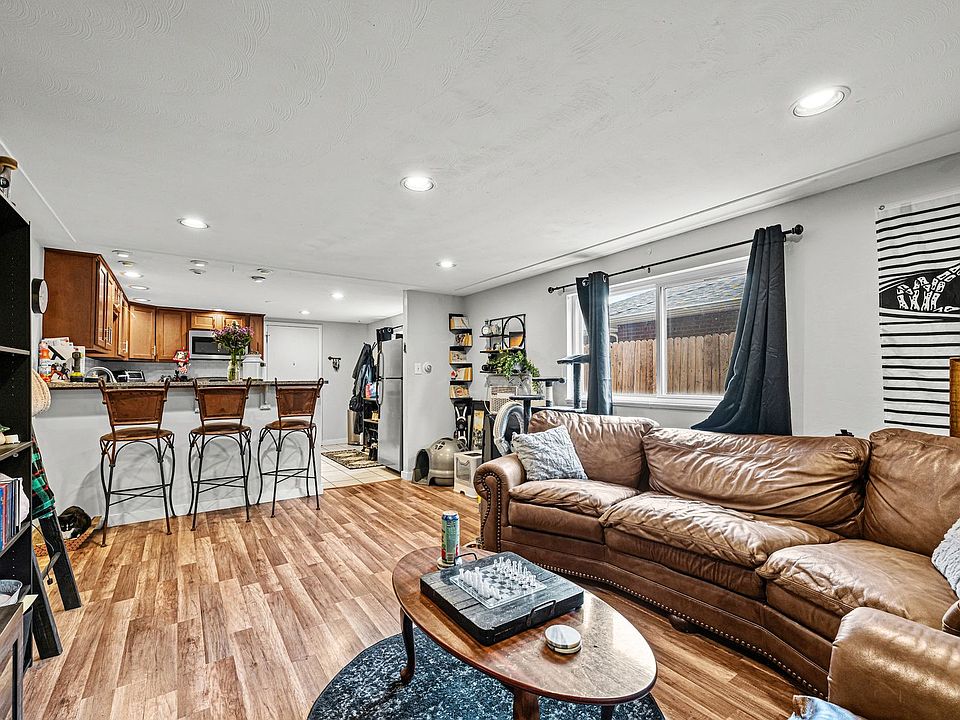 1st image of 2836 Xavier St