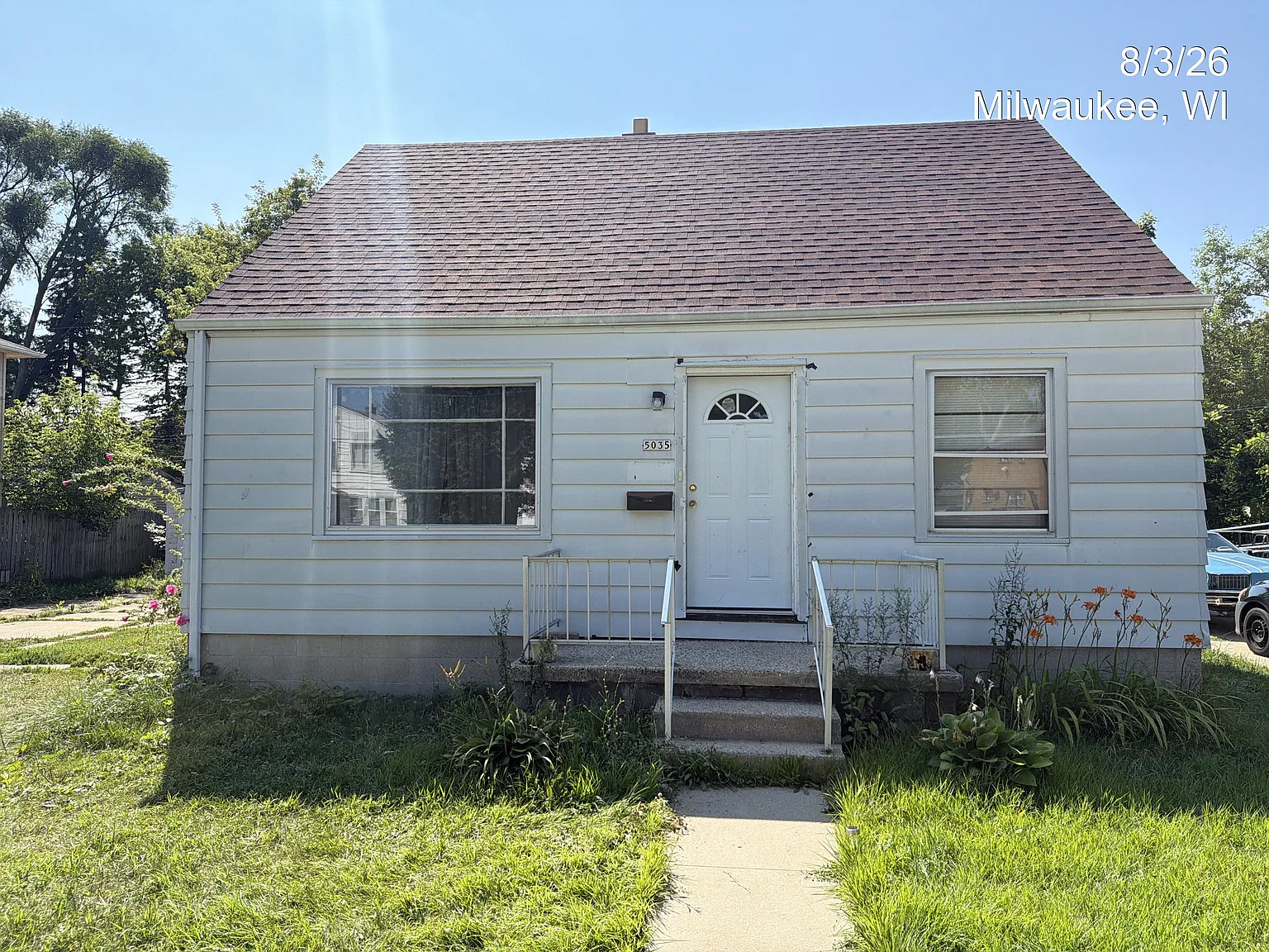 4 bed, 996 sqft, $1,800 — Photo 1