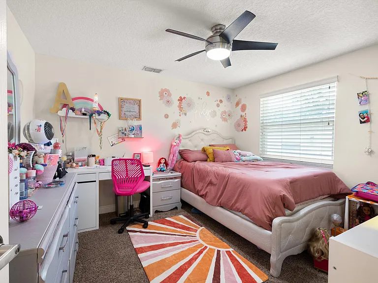 878 Evergreen Ave — Photo 18