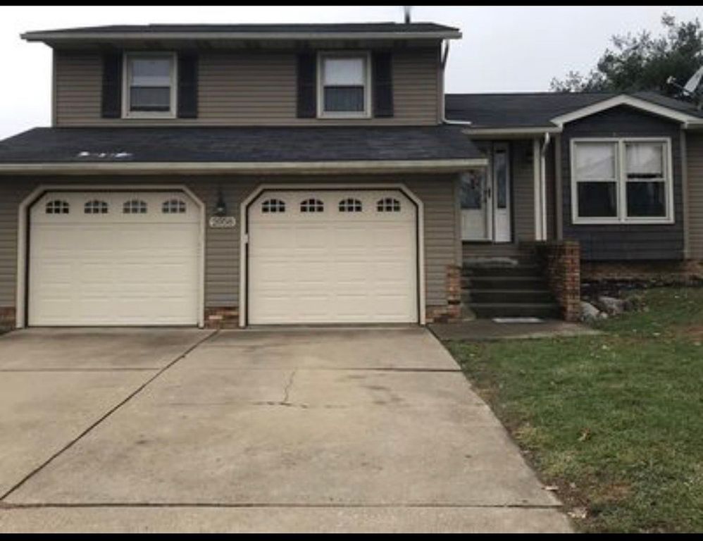 2058 Normandy Dr - Property Image