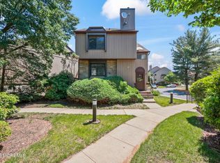 89 Diamond Ln, Old Bridge, NJ 08857
