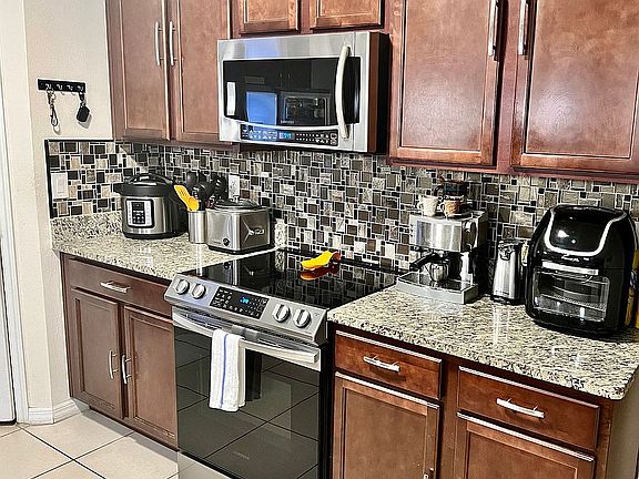 5th image of 3065 Sangria St