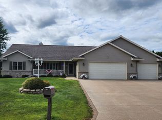 630 Laurisa Ln, Antigo, WI 54409