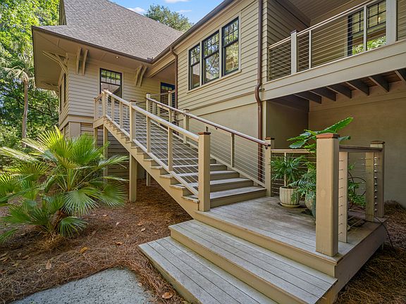 5th image of 147 Broomsedge Ln
