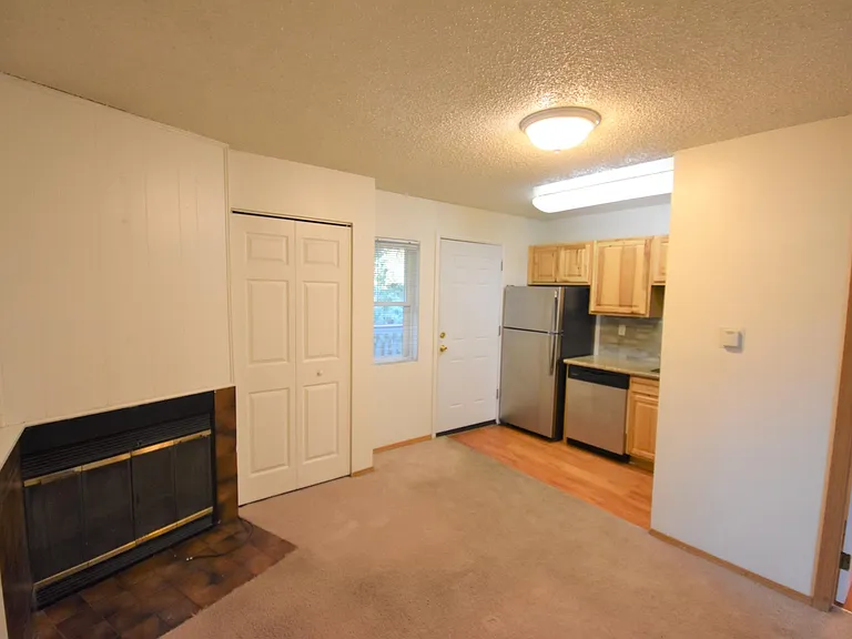 963 Marine St #4-6-7 — Photo 21
