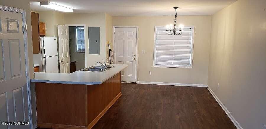 2nd image of 3101 Bridges St APT B