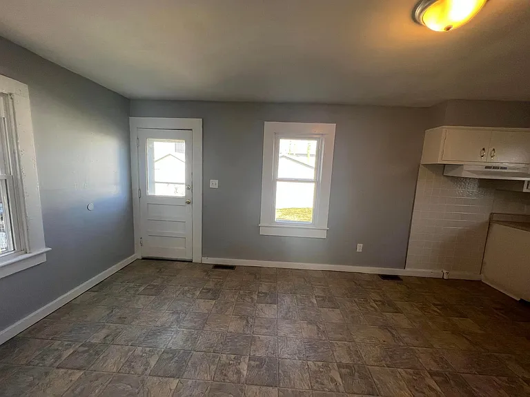 13 W Eichel Ave — Photo 8