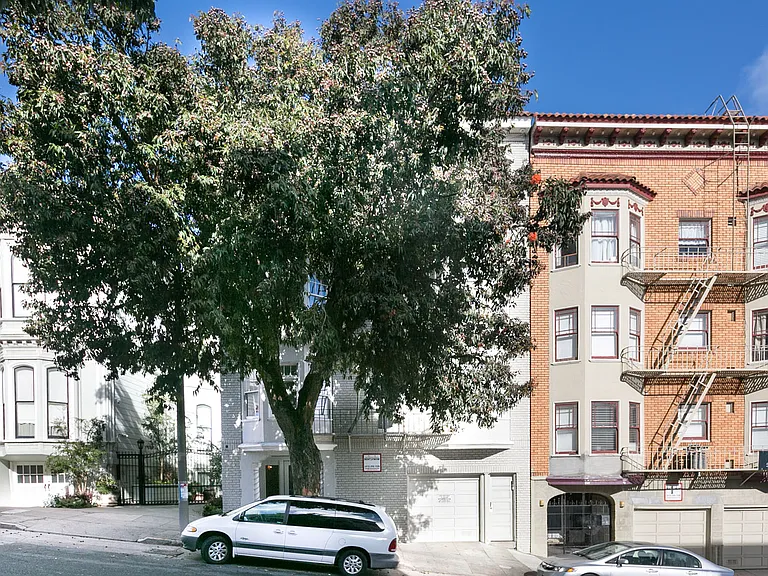 1760 Golden Gate Ave — Photo 2