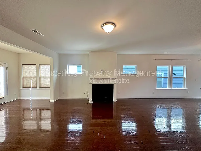 205 Azalea View Way — Photo 4