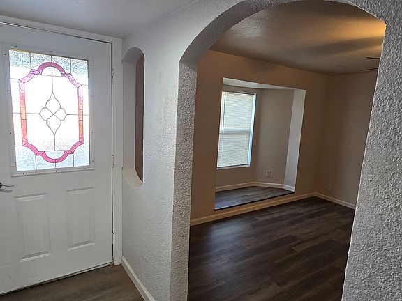 3rd image of 780 Clems Rd #6