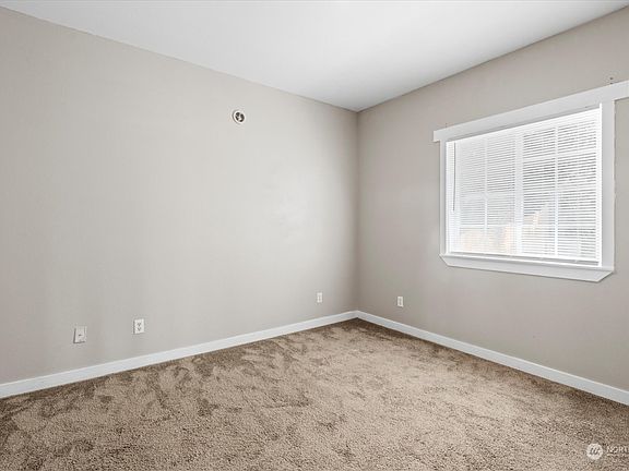 4th image of 5417 S Wapato Street